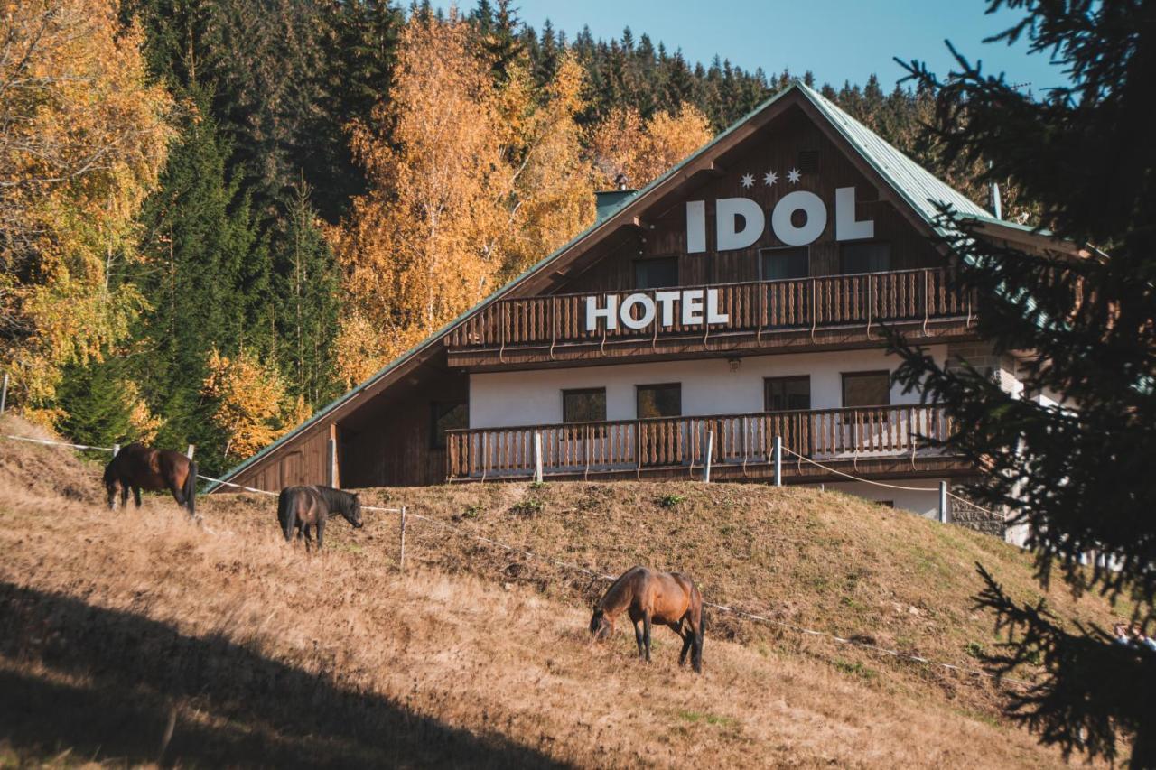 Horsky Hotel Idol ホルニー・ミーセチキ エクステリア 写真
